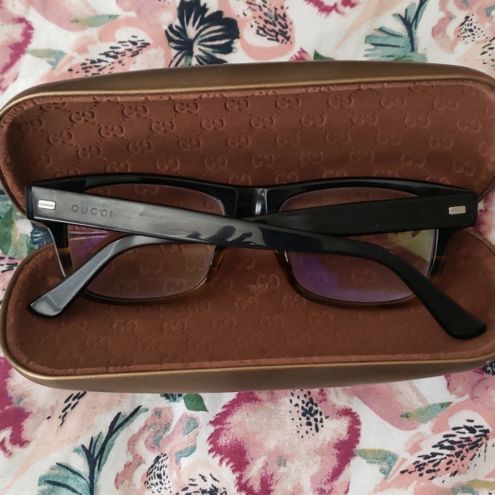 Gucci Prescription Glasses - Picture 2 of 3